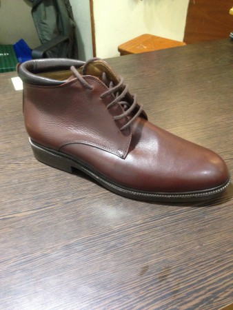 Borcego de cuero engrasado